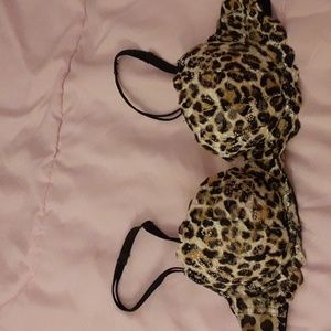 PINK Victoria's Secret bra